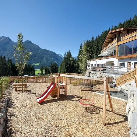 With Sauna In Neukirchen Am Gro Venediger Chalet *
