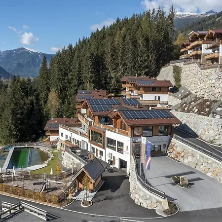Chalet With Sauna In Neukirchen Am Grossvenediger Neukirchen am Großvenediger