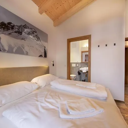 With Sauna In Neukirchen Am Gro Venediger 木屋